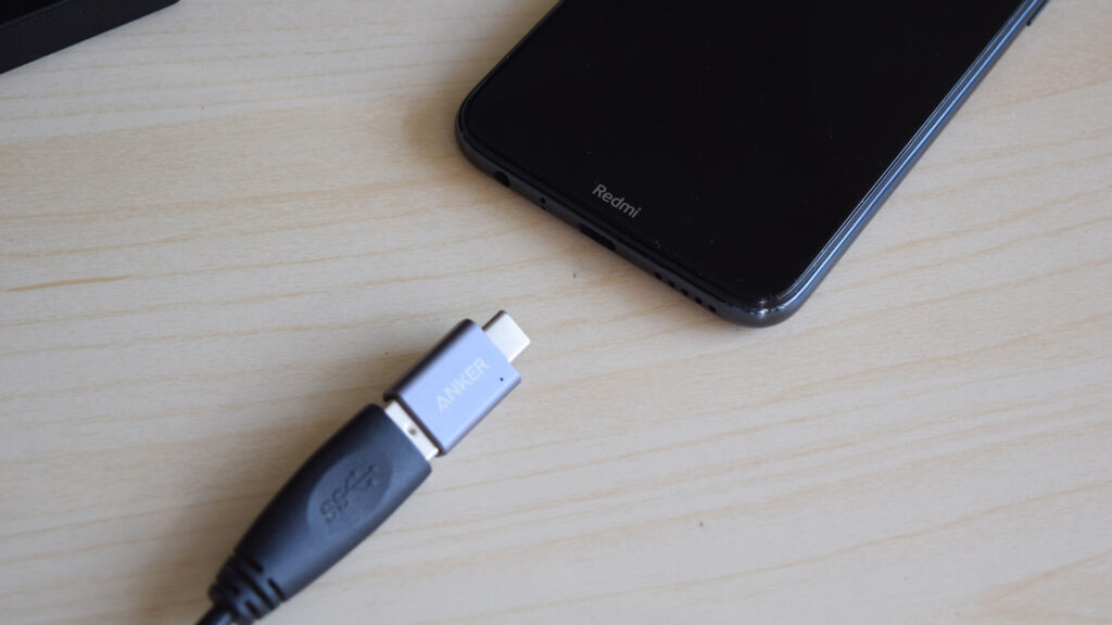 Festplatte mit USB-C Adapter an Smartphone anschliessen